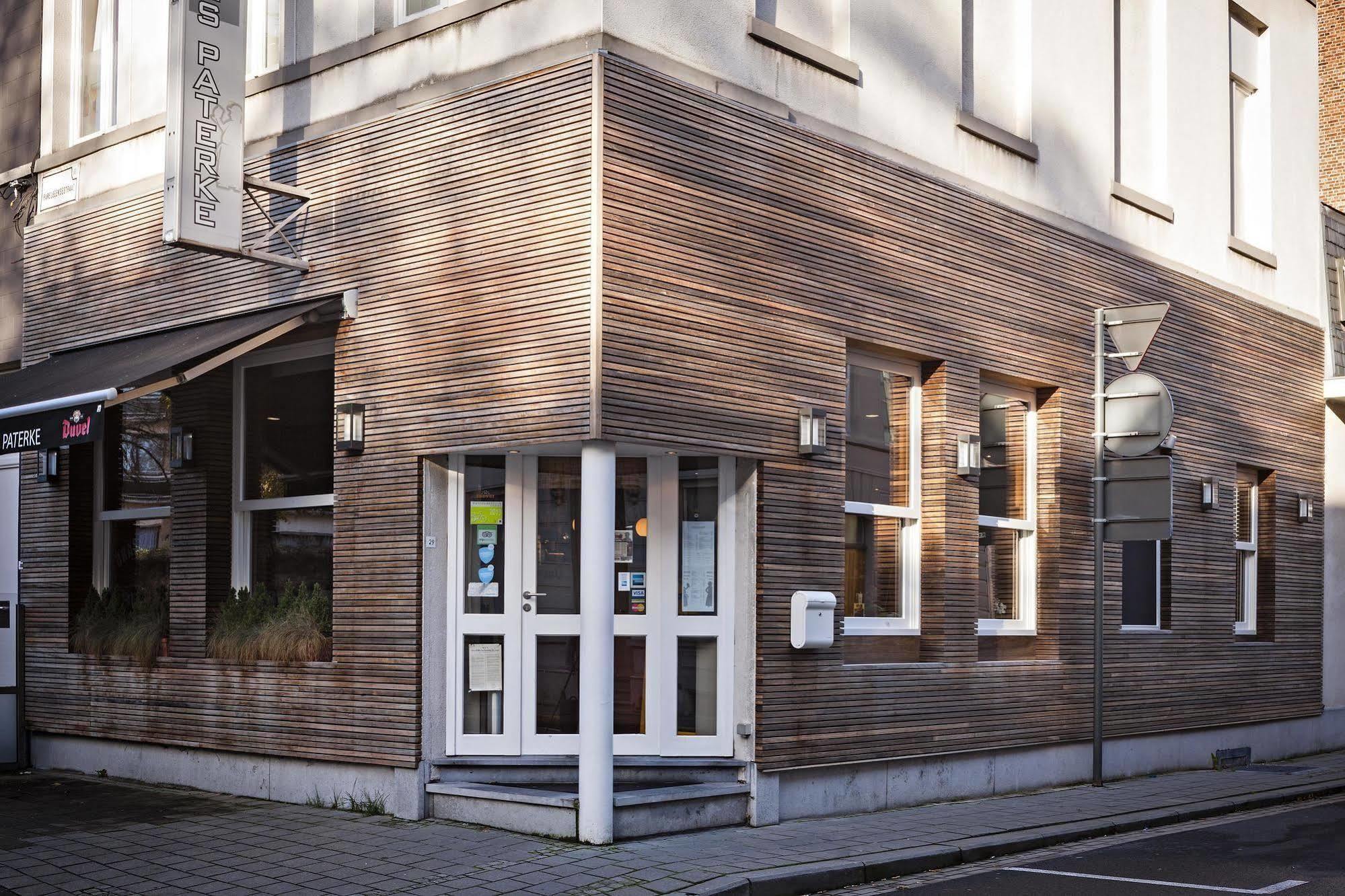 Hotel Duivels Paterke Harelbeeksestraat 29, 8500 Cortrique Exterior foto